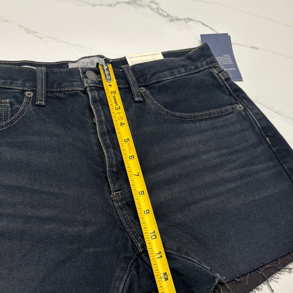 Universal Thread Women’s Dark Blue Denim Jean Shorts 100% cotton - Picture 11 of 13